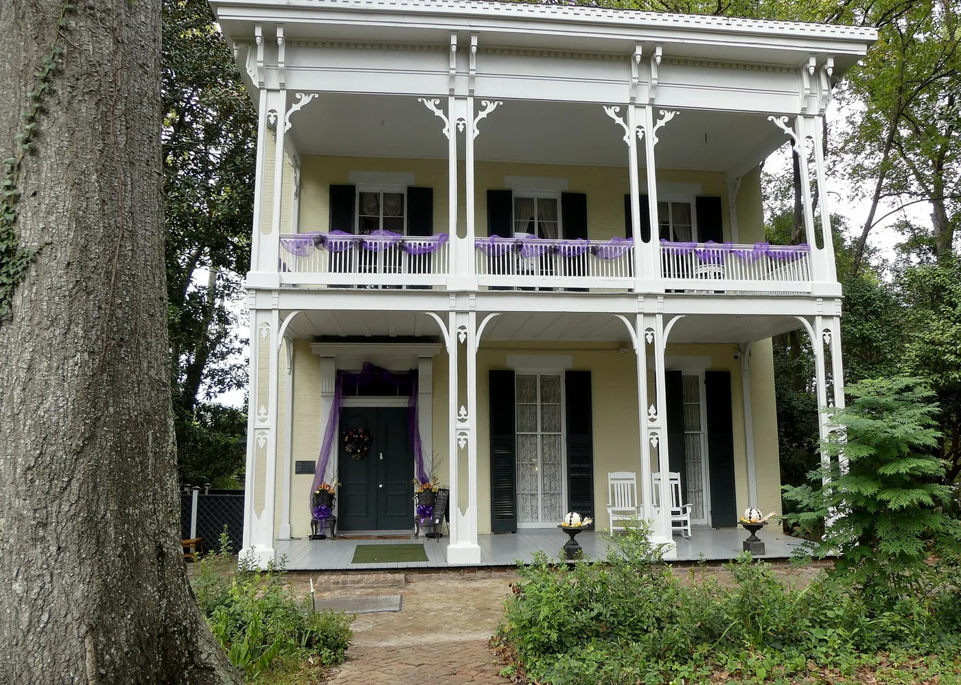 McRaven House - Wikipedia